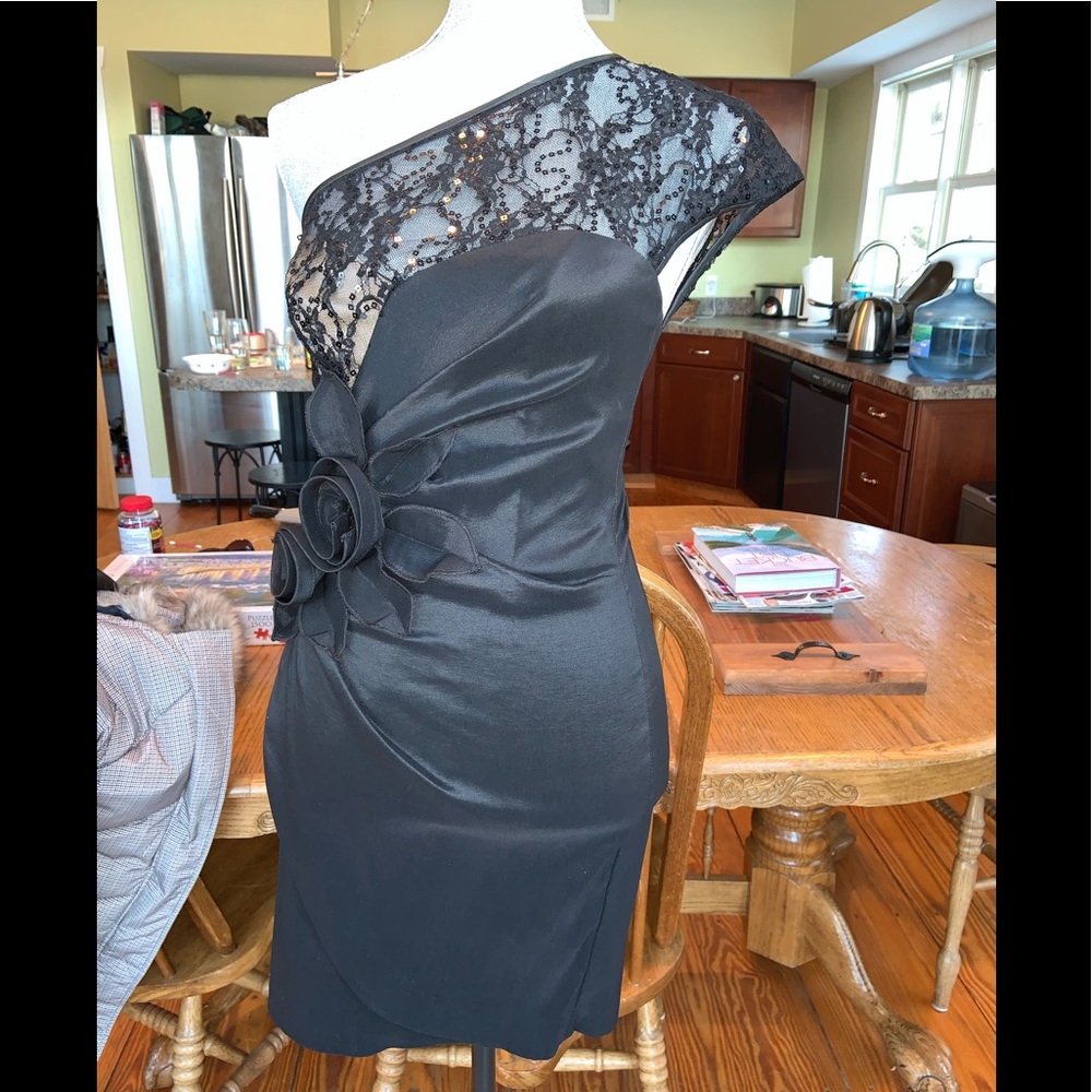 Spring Formal Jessica McClintock one sleeve dress